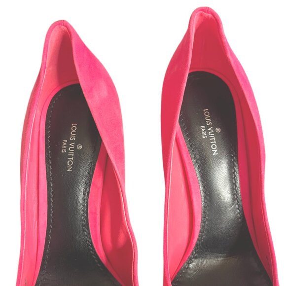 Louis Vuitton Pink Suede Pointed Toe LV Logo Heeled Pumps Size 36 / US Size 6 - Picture 11 of 16